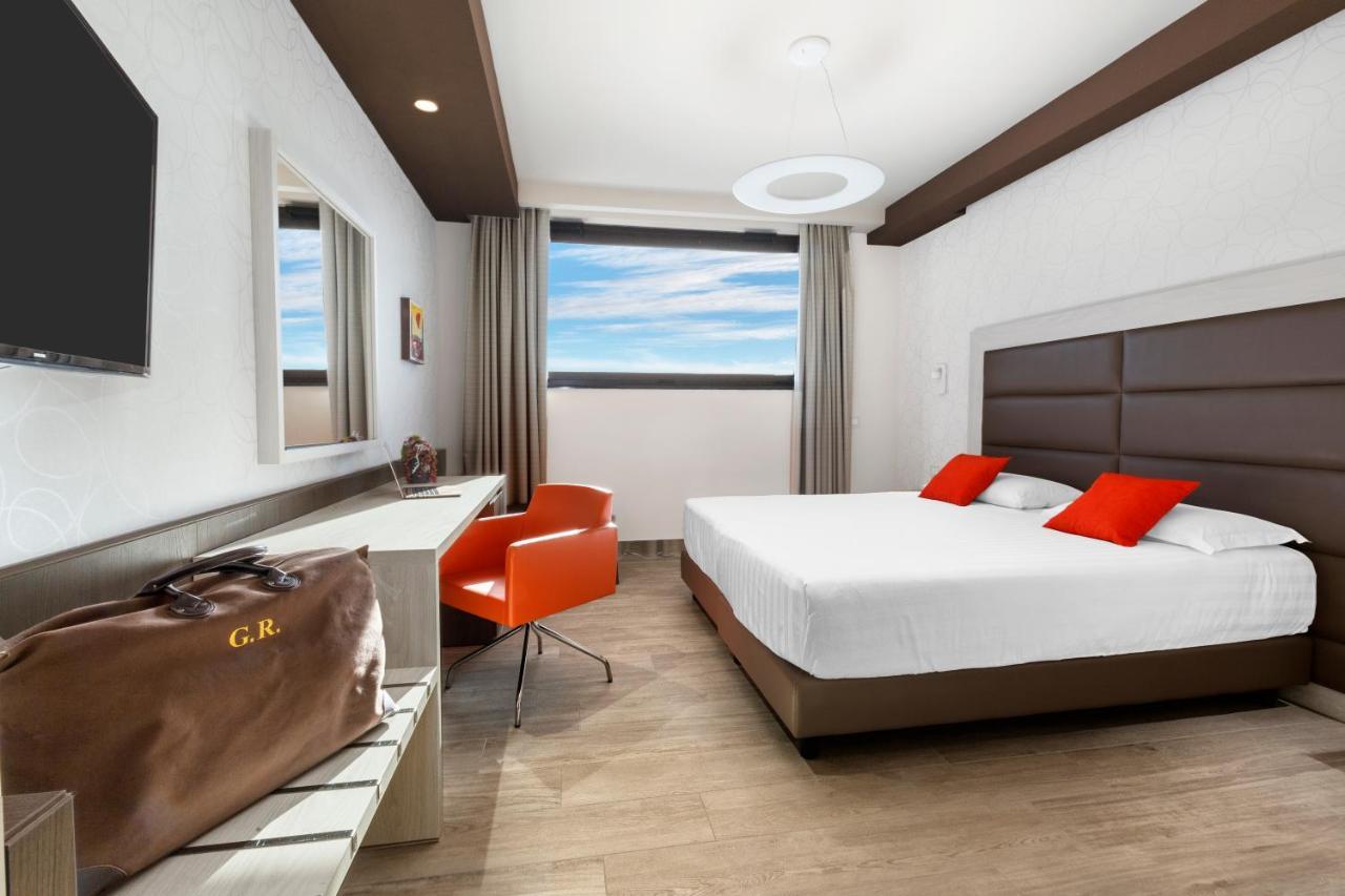 Bhotel Лагонегро Екстериор снимка